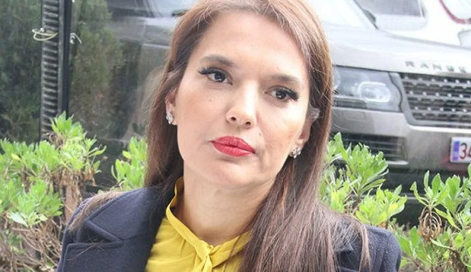 Demet Akalın otoyol tenkitlerine son noktayı koydu!