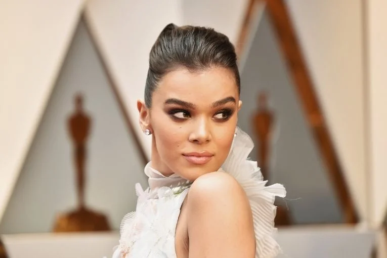 Kahverengi gözler için makyaj teklifleri