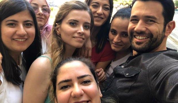 Keremcem fanları ‘Kimse Bilmez’ dizisinin setini bastı!