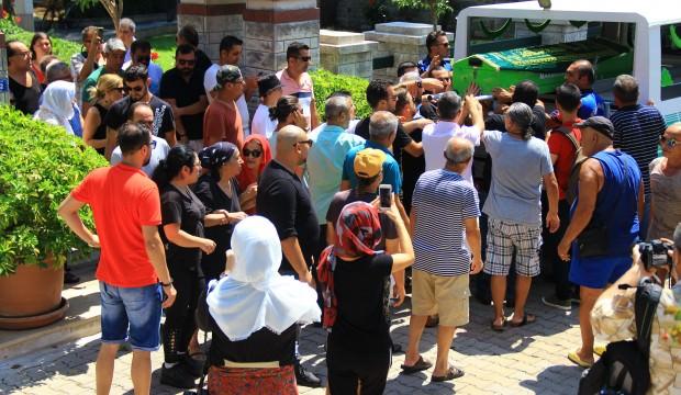 Müzikçi Devran Çağlar toprağa verildi