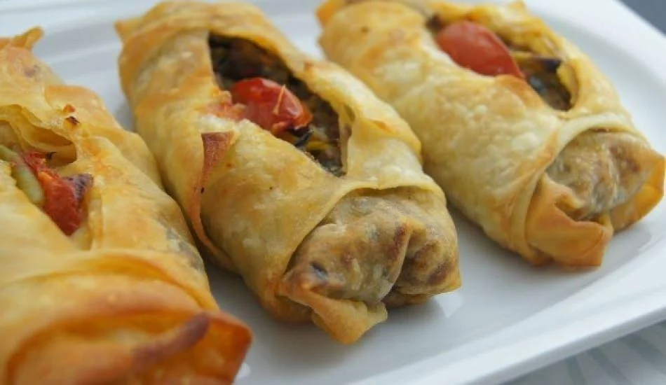 Patlıcanlı börek nasıl yapılır?