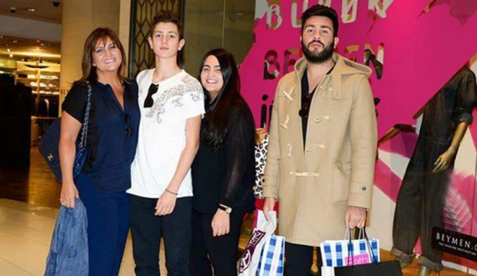 Sibel Can 49. yaşını çocuklarıyla birlikte kutladı!
