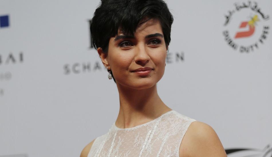 Tuba Büyüküstün’den Mara Hatun’a dair birinci görüntü!