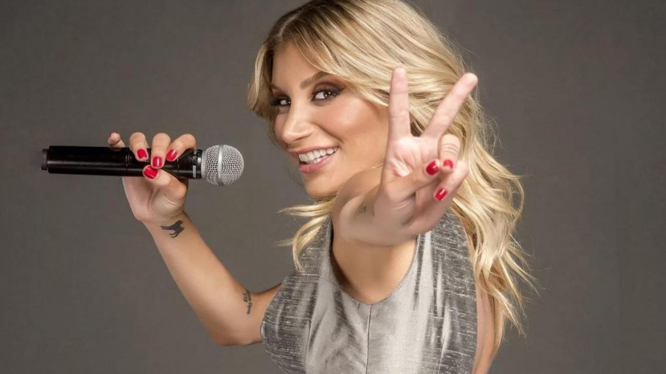 İrem Derici sevenlerini korkuttu! Hastalığını toplumsal medyadan duyurdu