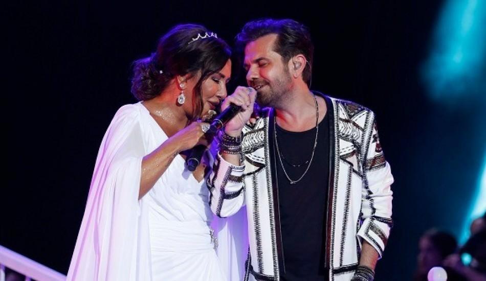 Kenan Doğulu Nükhet Duru’nun konserine yalnız gitti!