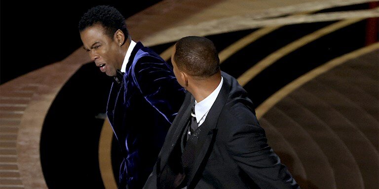 WILL SMITH BİR ÖZÜR GÖRÜNTÜSÜ YAYINLADI