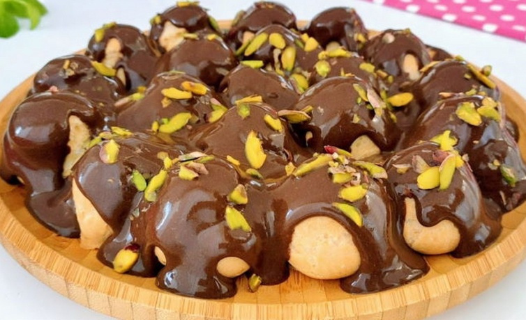Çocuklar buna bayılacak! Konut üretimi bol çikolatalı profiterol tanımı bunu yapmak çok kolay