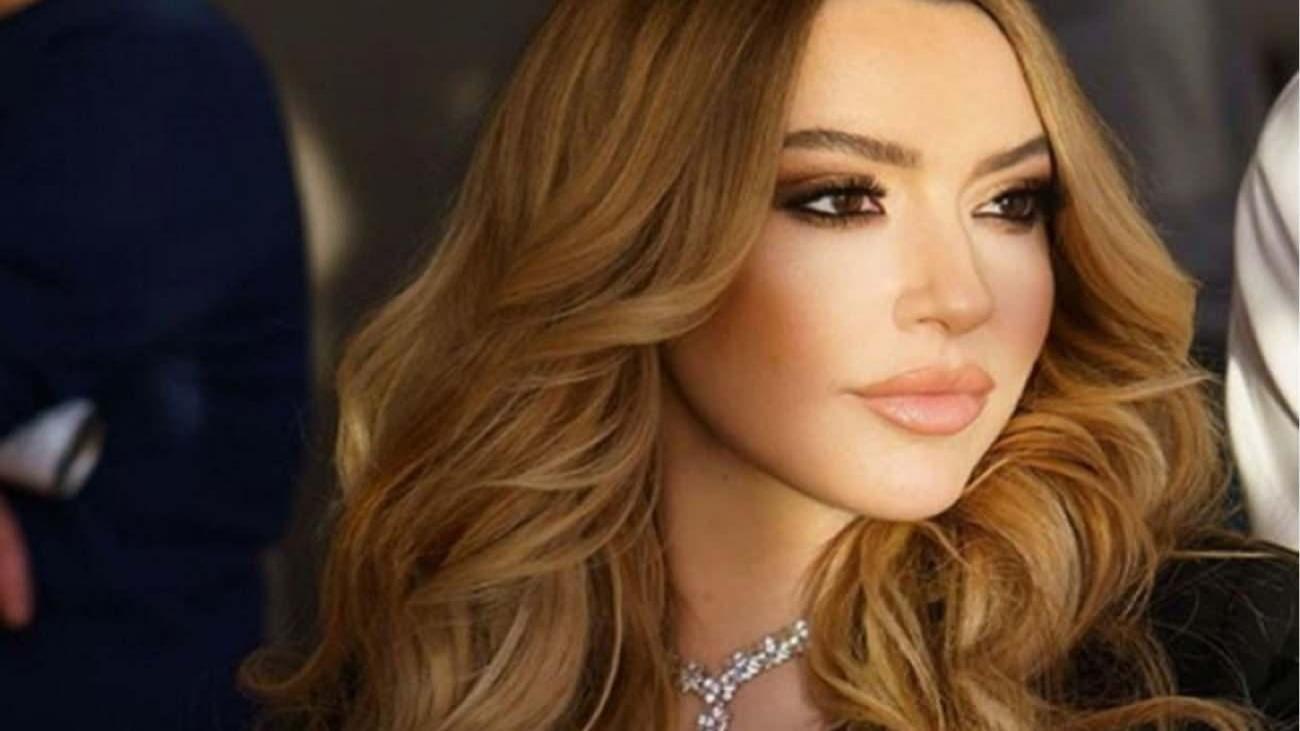 Hadise’den semt oturuşu! Toplumsal medyada gündem oldu