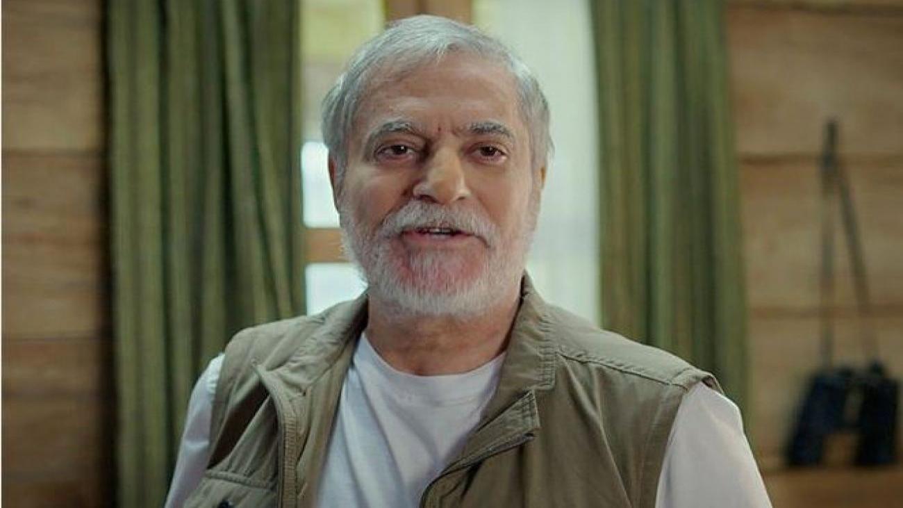 Mehmet Ali Erbil’in yalın ayak perişan hali herkesi korkuttu! Kadıköy merdivenlerinde…