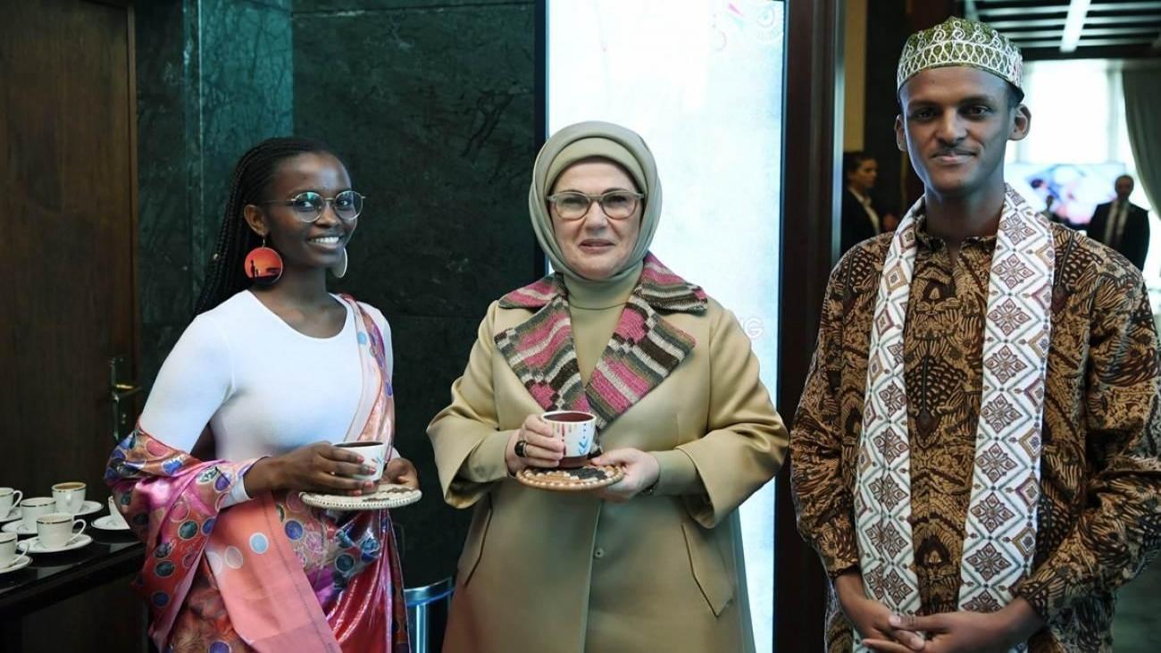Emine Erdoğan Afrika Konutu derneği ile bir ortaya geldi! Afrika ülkeleri uzanan yardım eli…