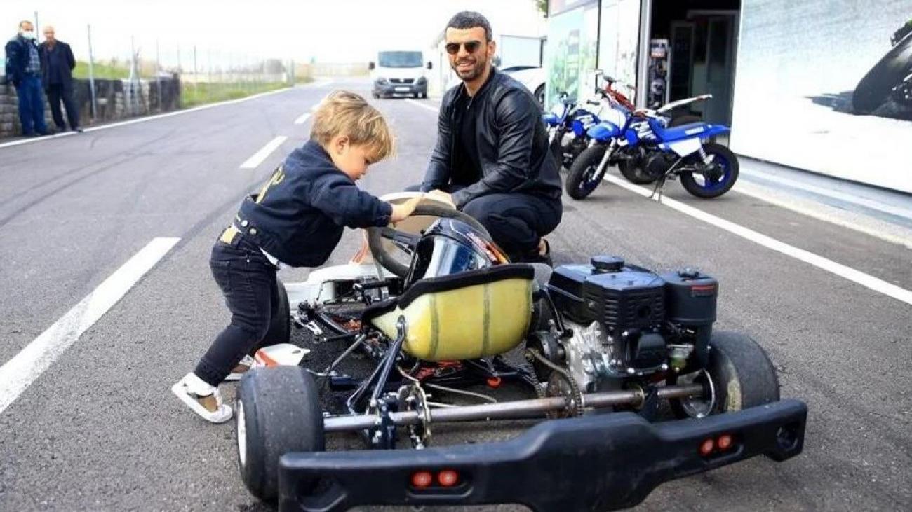 Kenan Sofuoğlu’ndan toplumsal medyada gündem olan oğluyla ilgili açıklama!